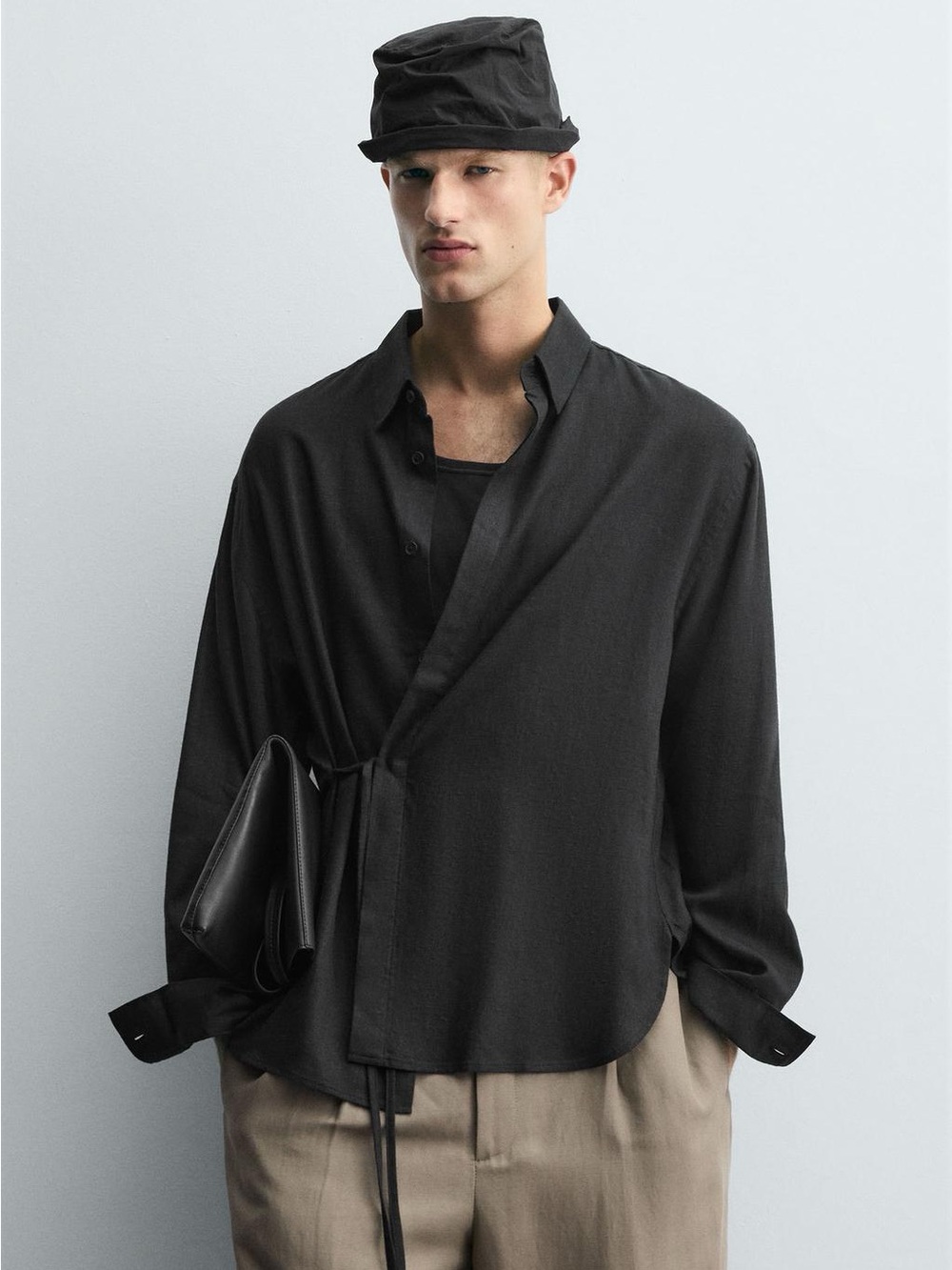 NWT. Zara Black Linen-Viscose Blend Loose-Fitting Shirt with Ties. Size L.